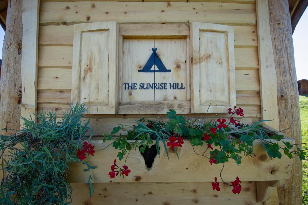 Hotel Camp The Sunrise Hill Pivka Exterior foto
